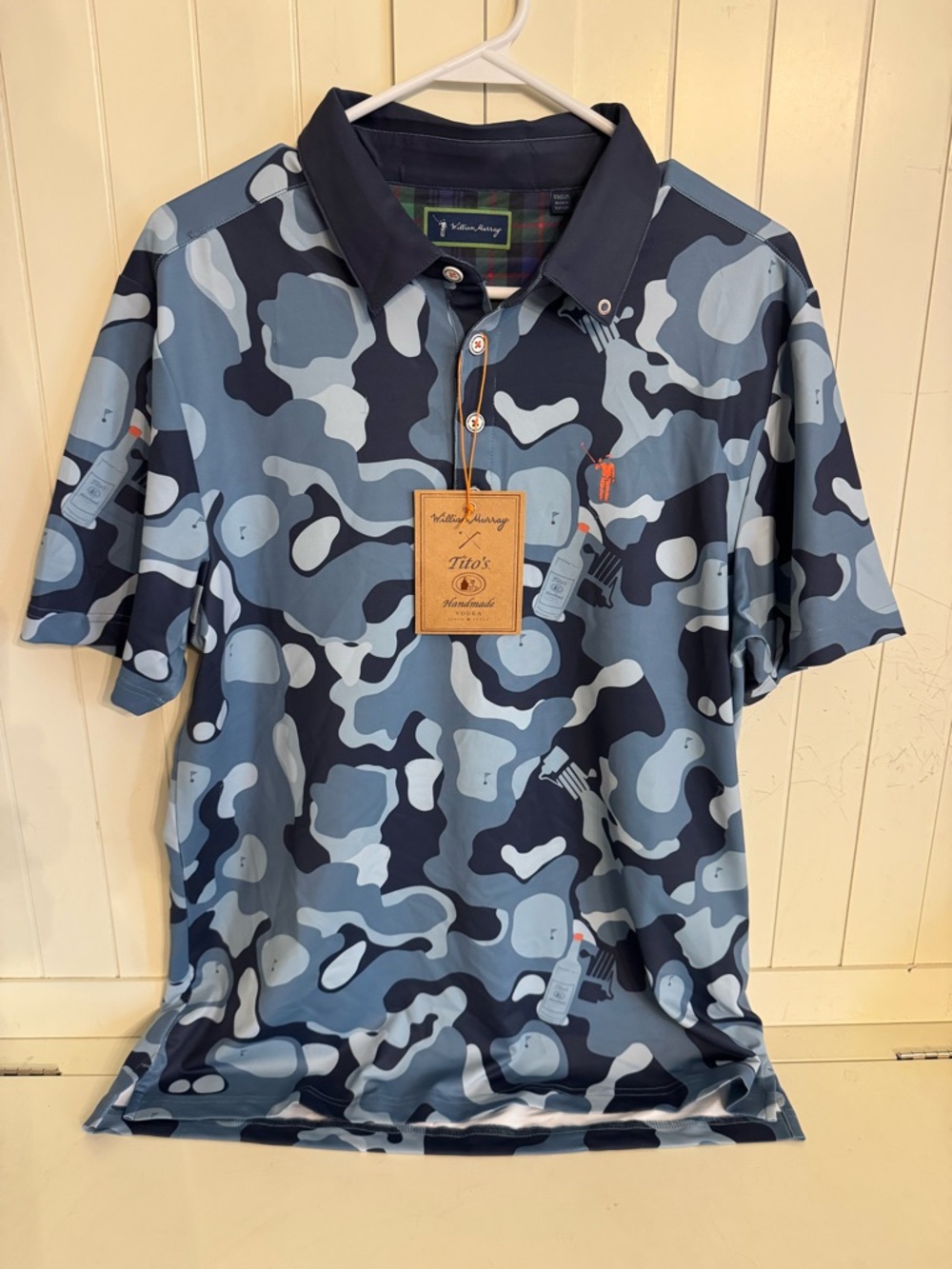 William Murray Tito’s Vodka Golf Polo Camo Shirt NWT Men’s Medium Performance